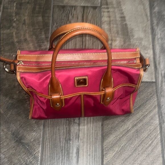 Dooney & Bourke Elegant Pink and Tan Women's Bag - Picture 4 of 7